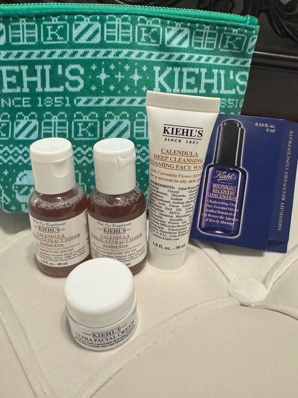Kiehl's Green Travel Skincare Set with Calendula Cleanser & Serums